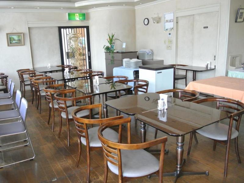 砺波站前阿帕酒店 砺波市 外观 照片